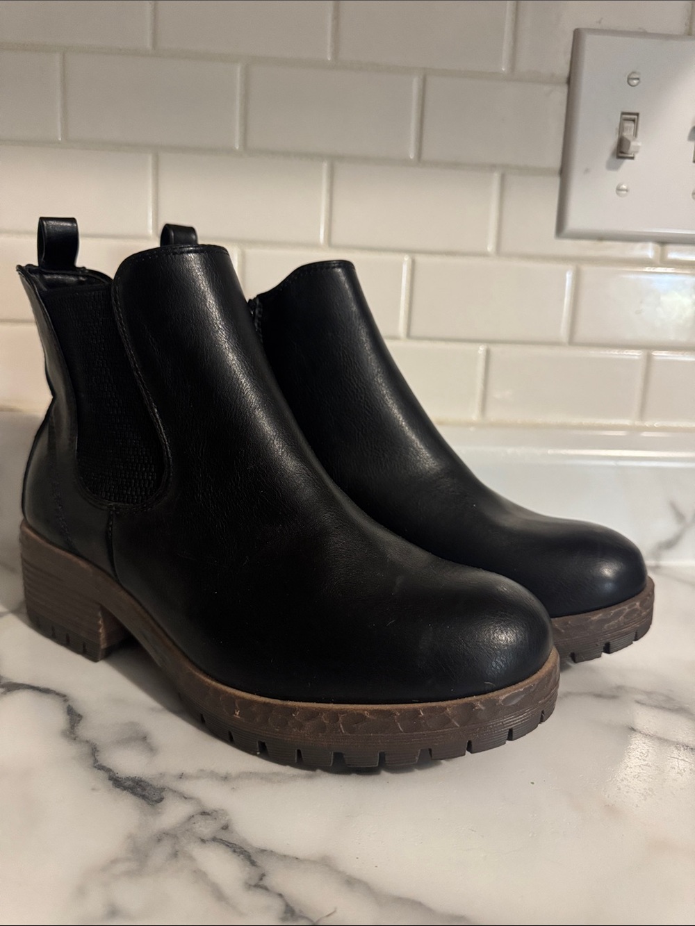 Women's Black Chelsea Lug Ankle Boots with Chunky Heel